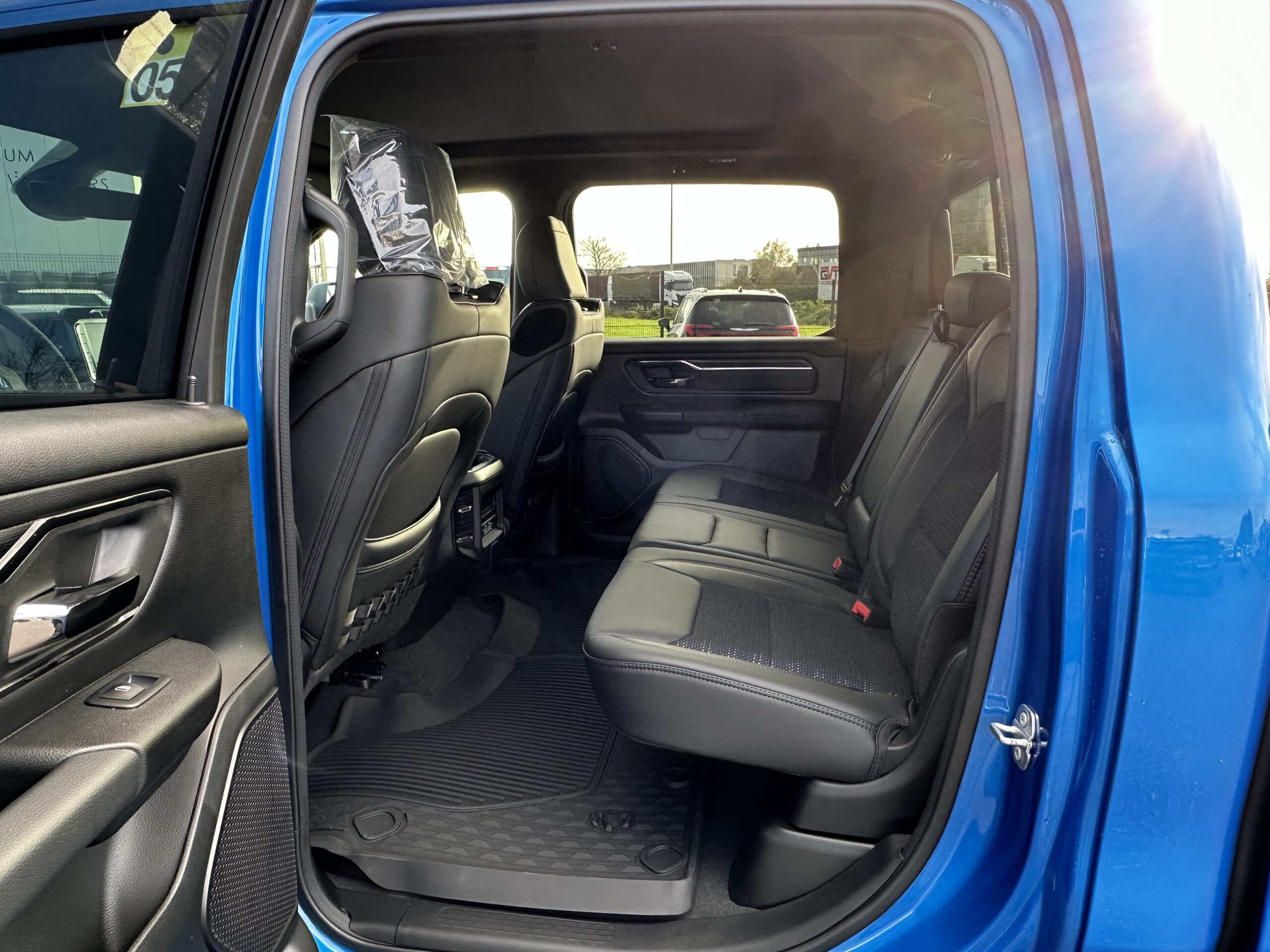 2023 RAM BIGHORN Built To Serve Edition