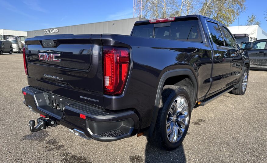 GMC Sierra Denali 3.0L Duramax Diesel