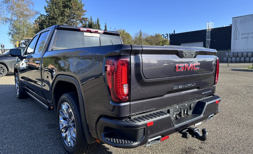 GMC Sierra Denali 3.0L Duramax Diesel