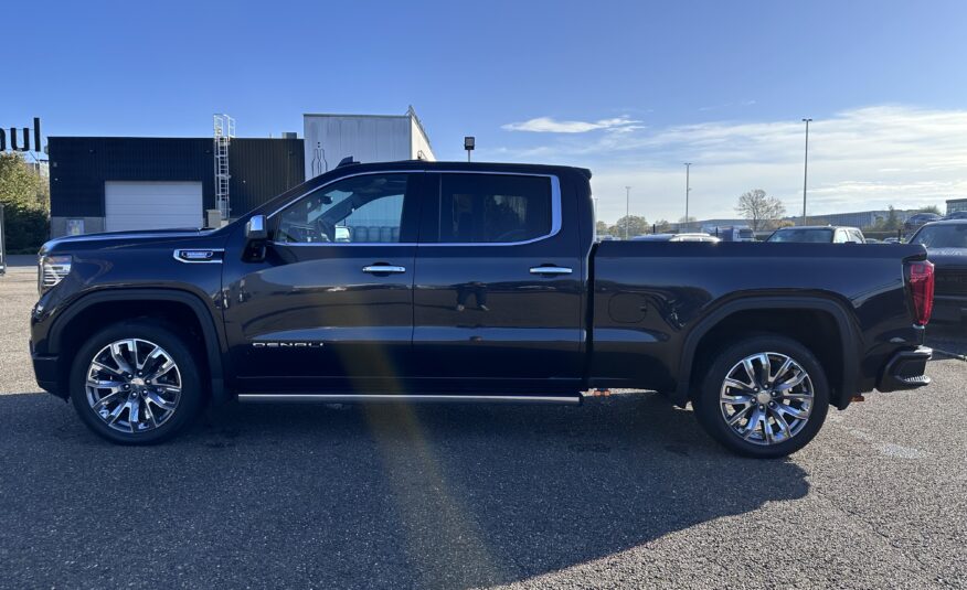 GMC Sierra Denali 3.0L Duramax Diesel