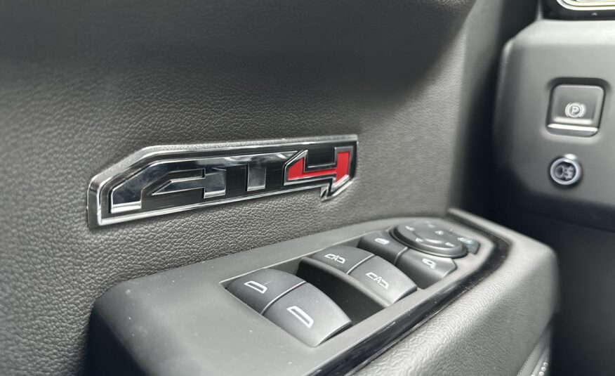 NIEUWE GMC SIERRA 1500 AT4 €77900 Exclusief btw